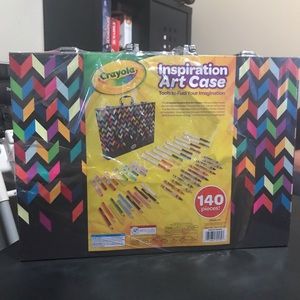 Crayons art box